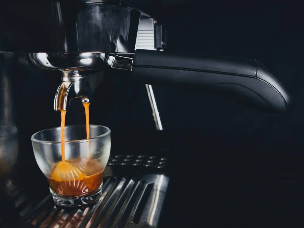 Slow coffee maken in 6 simpele stappen